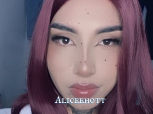 Aliceehott