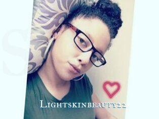 Lightskinbeauty22