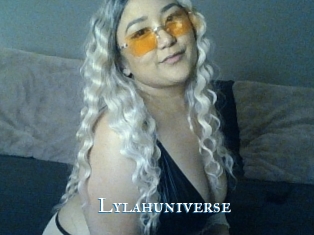 Lylahuniverse