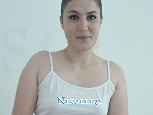 Nikolle32