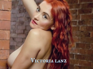 Victoria_lanz